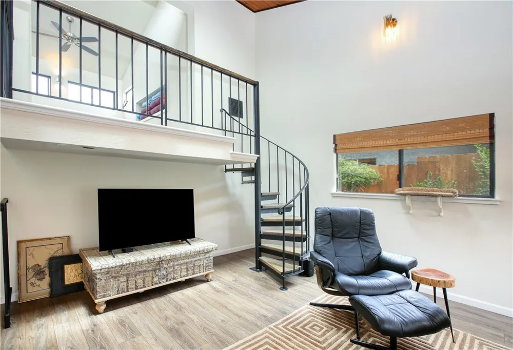 360 Highland Drive Los Osos, CA 93402