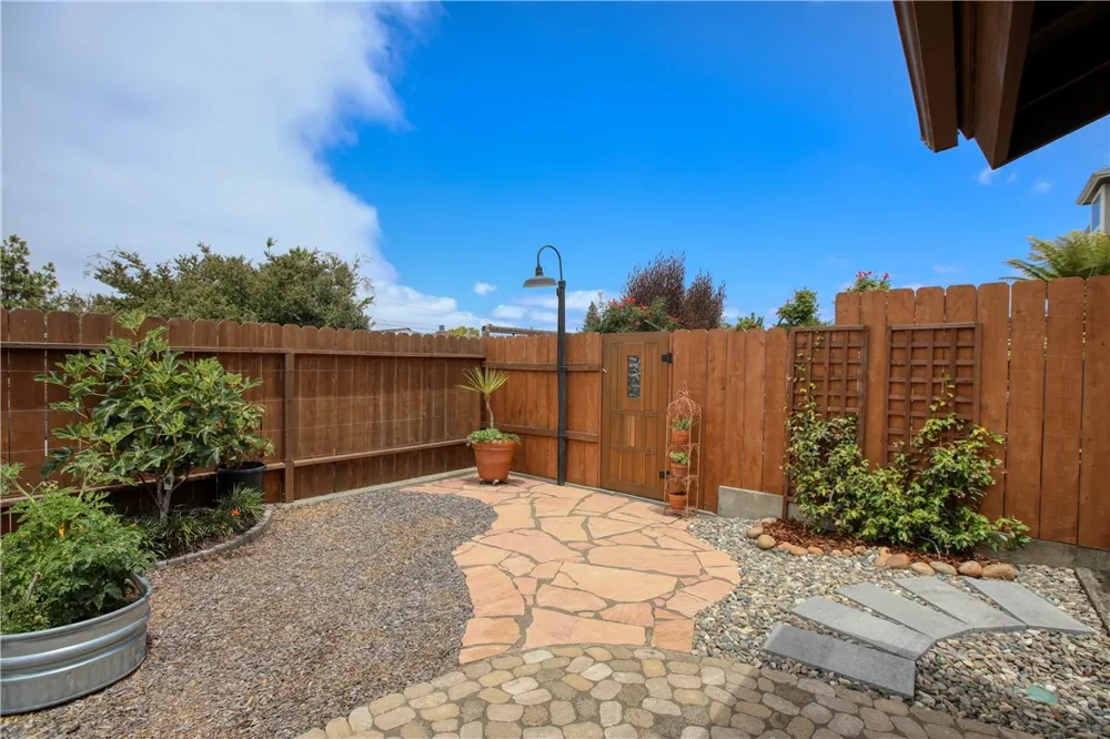 360 Highland Drive Los Osos, CA 93402