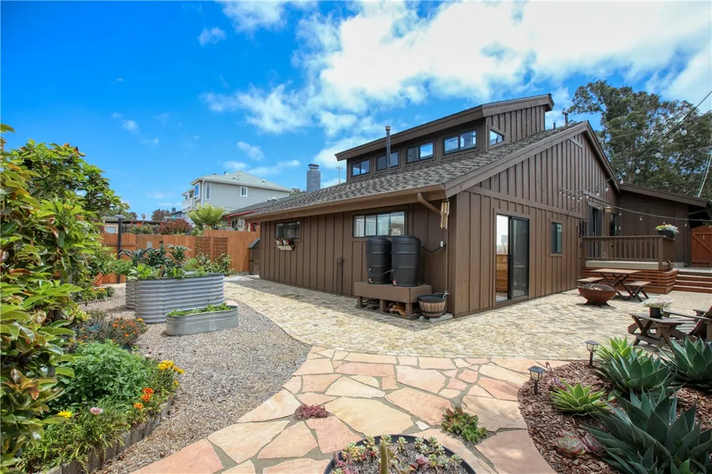 360 Highland Drive Los Osos, CA 93402
