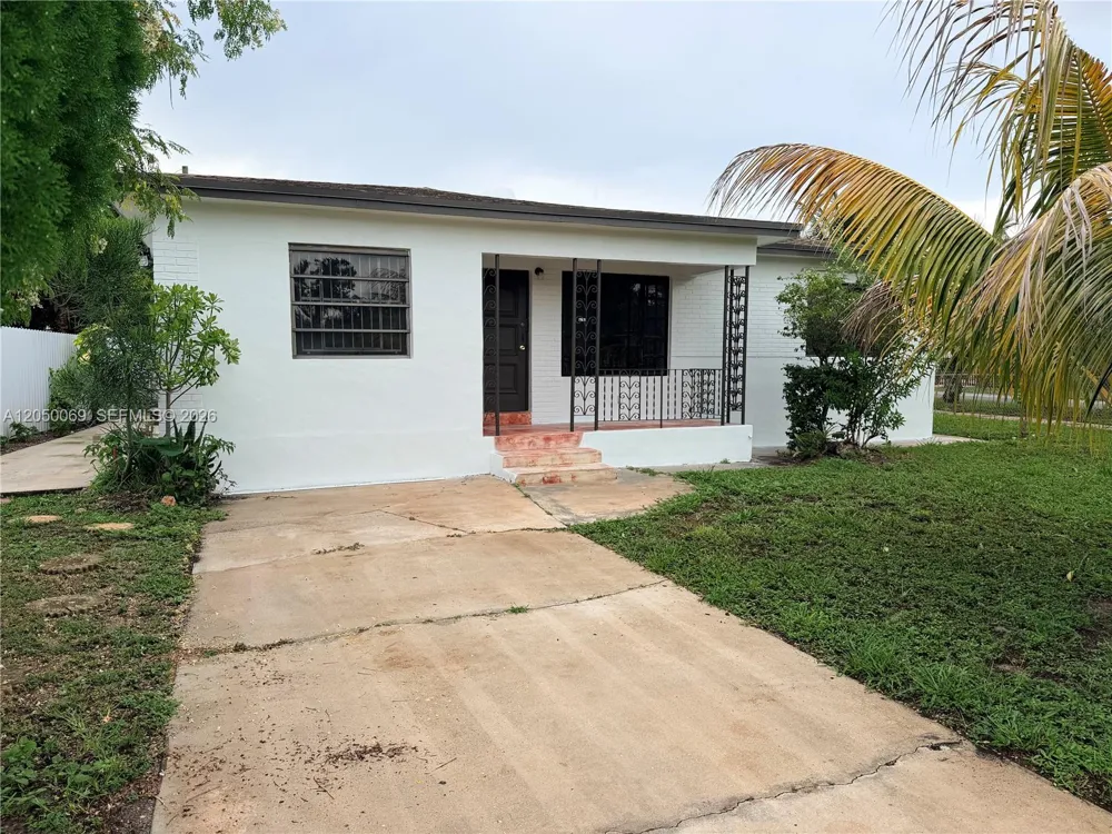 341 Aladdin St Opa-Locka, FL 33054