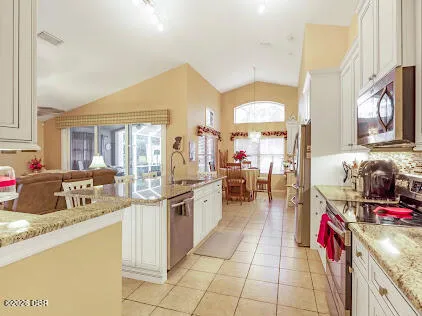 5979 Heron Pond Drive Port Orange, FL 32128