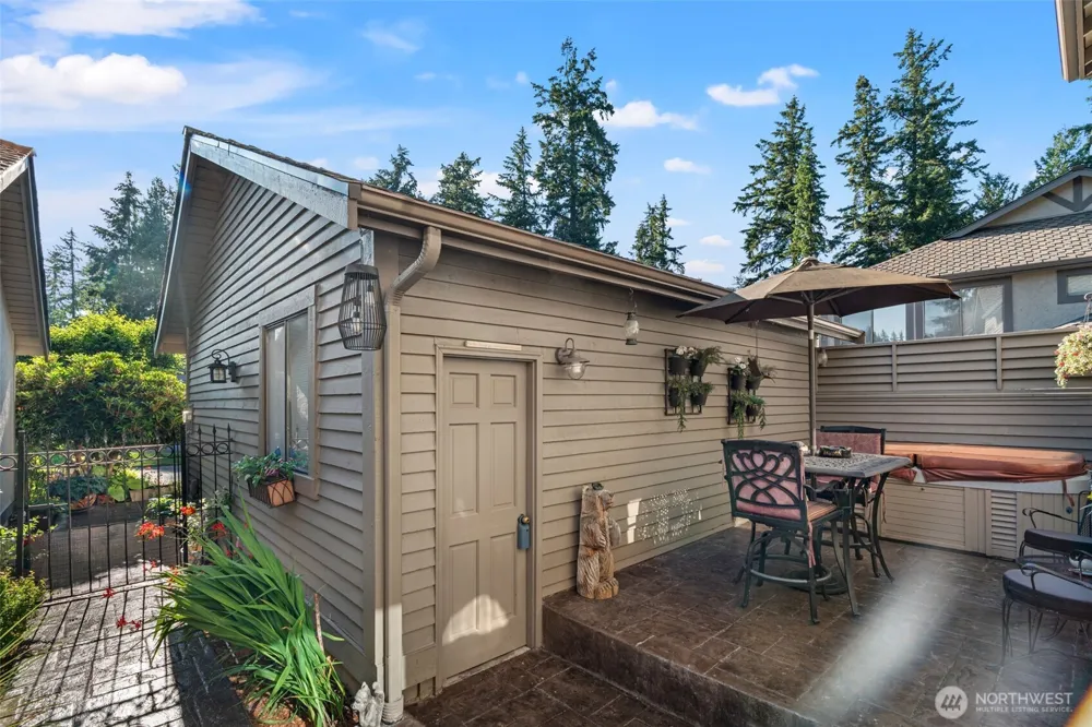 16968 65th Lane NE Kenmore, WA 98028