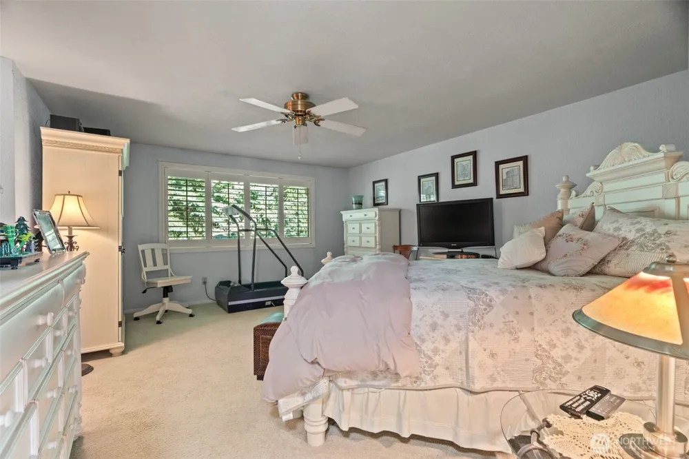 16968 65th Lane NE Kenmore, WA 98028