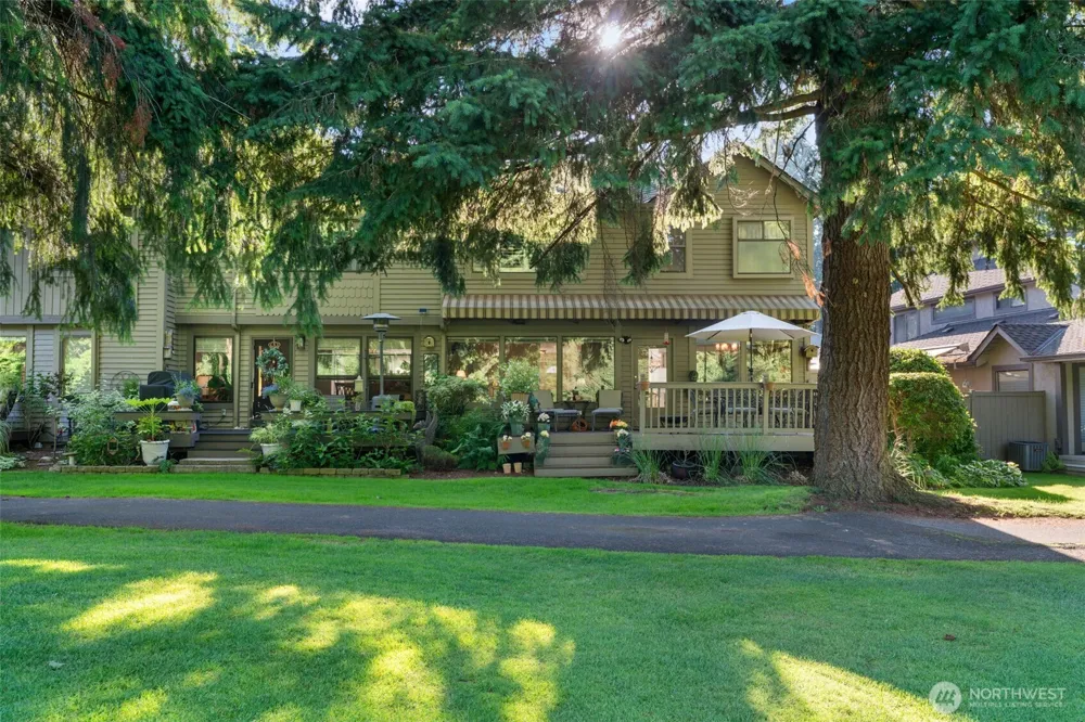 16968 65th Lane NE Kenmore, WA 98028