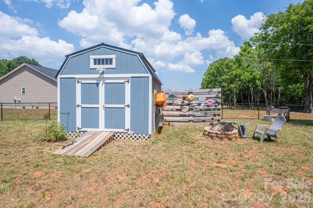 4164 S Olivers Cross Road Newton, NC 28658