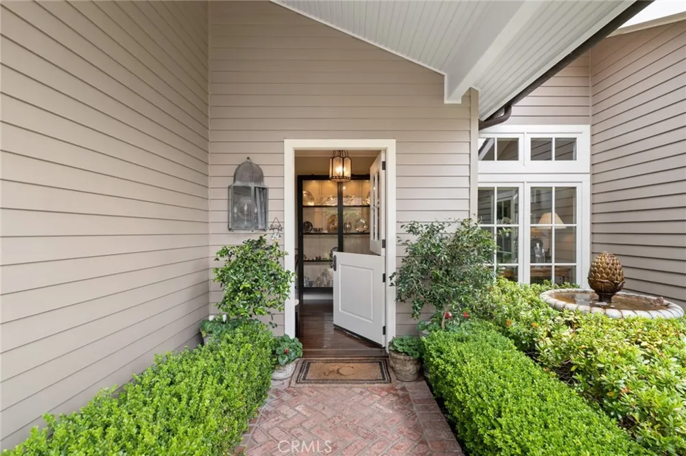 1921 Yacht Colinia Newport Beach, CA 92660