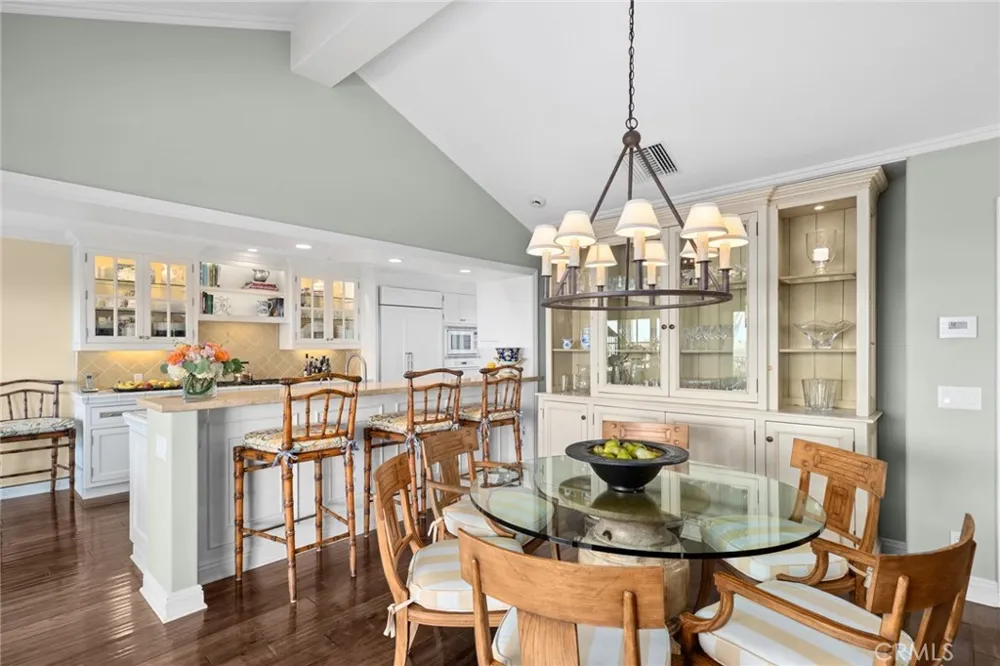 1921 Yacht Colinia Newport Beach, CA 92660