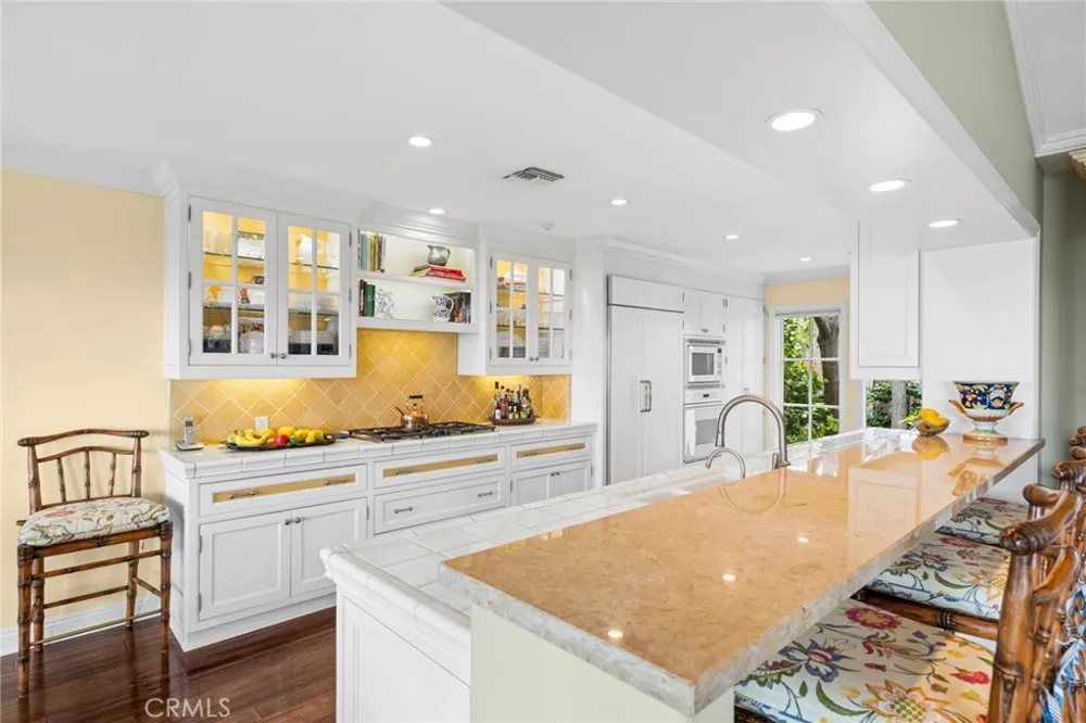 1921 Yacht Colinia Newport Beach, CA 92660