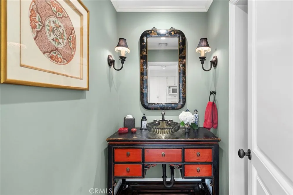 1921 Yacht Colinia Newport Beach, CA 92660