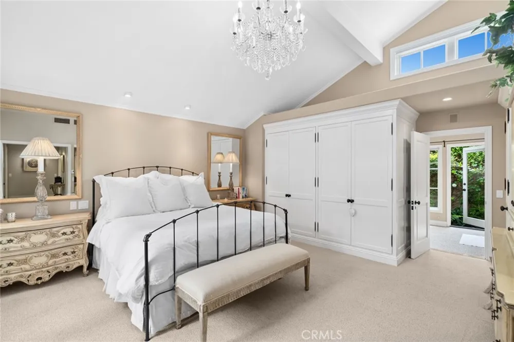 1921 Yacht Colinia Newport Beach, CA 92660
