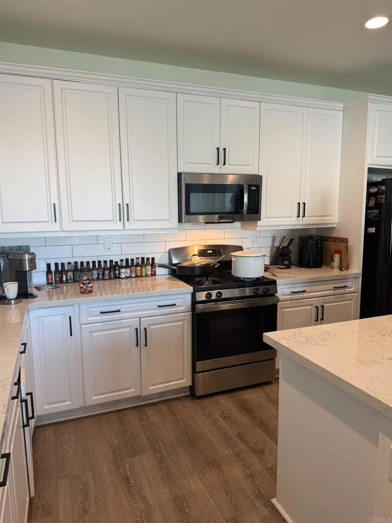 27920 Autumn Court Valley Center, CA 92082
