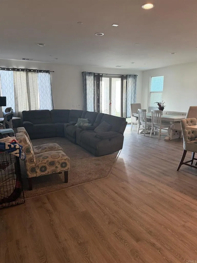 27920 Autumn Court Valley Center, CA 92082