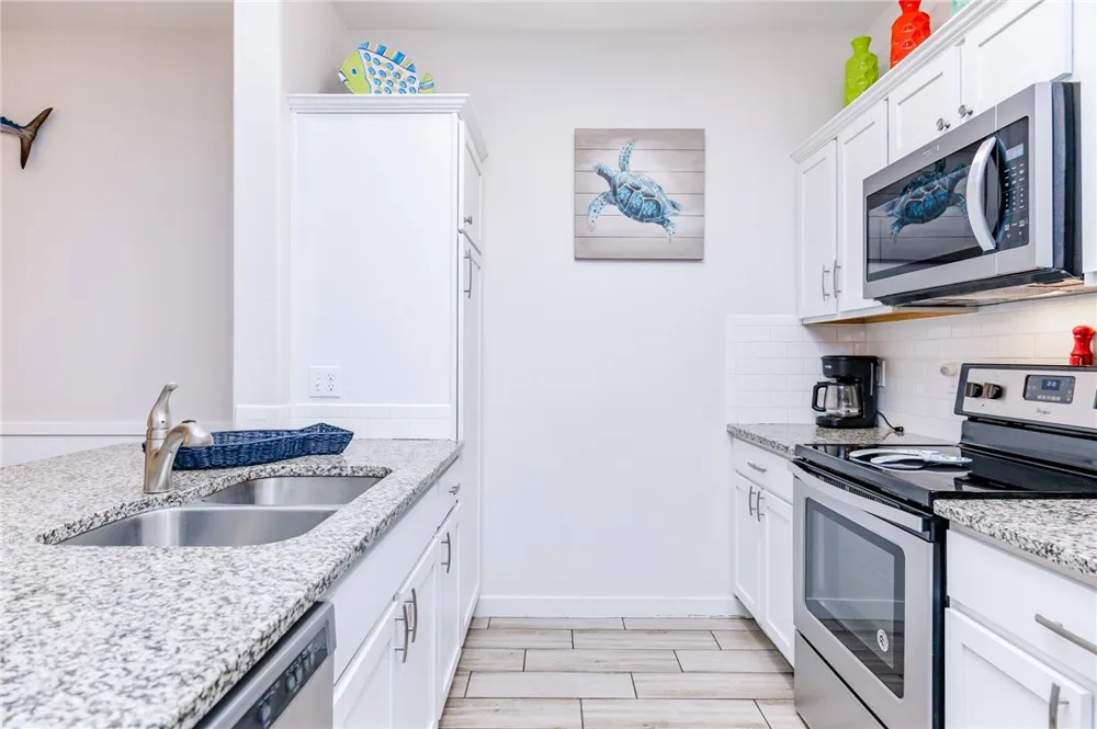 1813 S 11th Street #502 Port Aransas, TX 78373