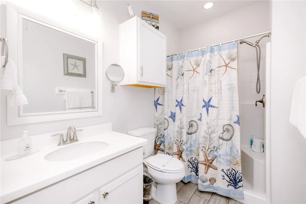 1813 S 11th Street #502 Port Aransas, TX 78373