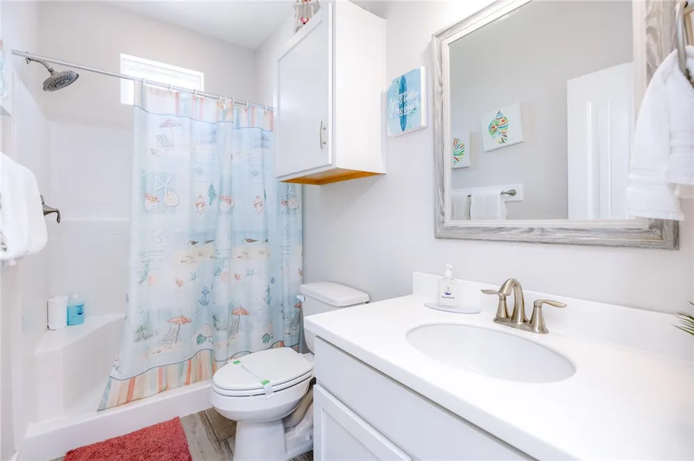 1813 S 11th Street #502 Port Aransas, TX 78373