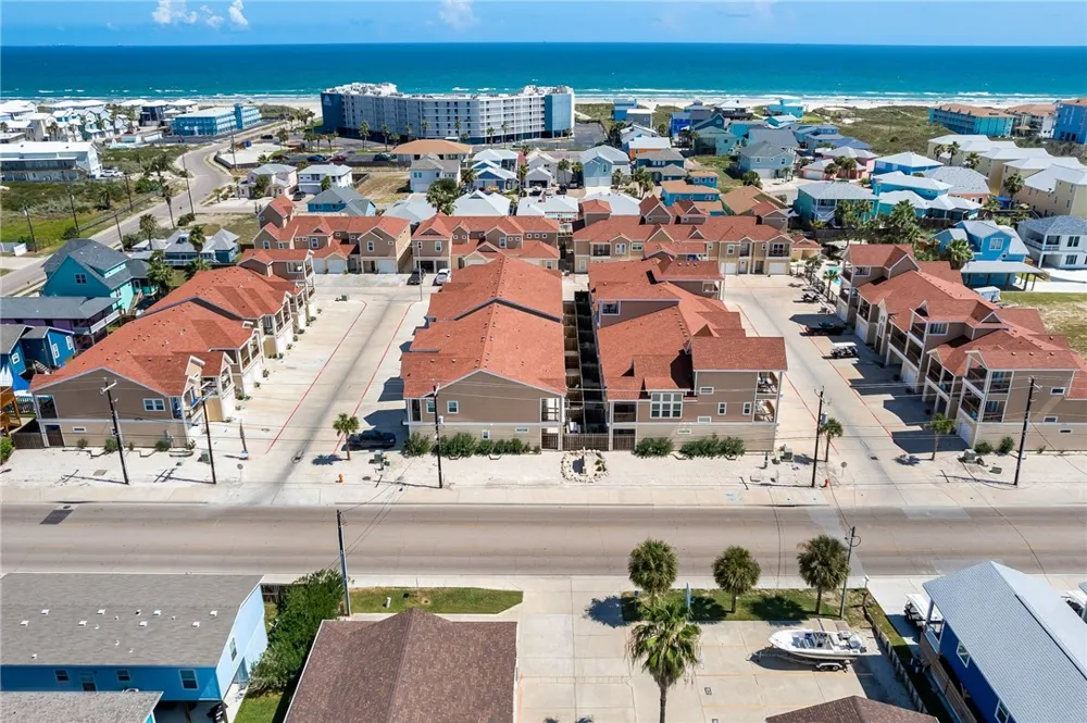 1813 S 11th Street #502 Port Aransas, TX 78373