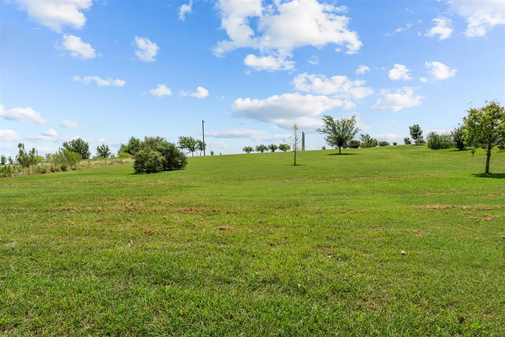 120 Apache Pass Hutto, TX 78634