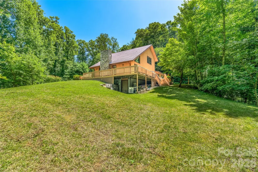 340 Sugar Hollow Road Fairview, NC 28730