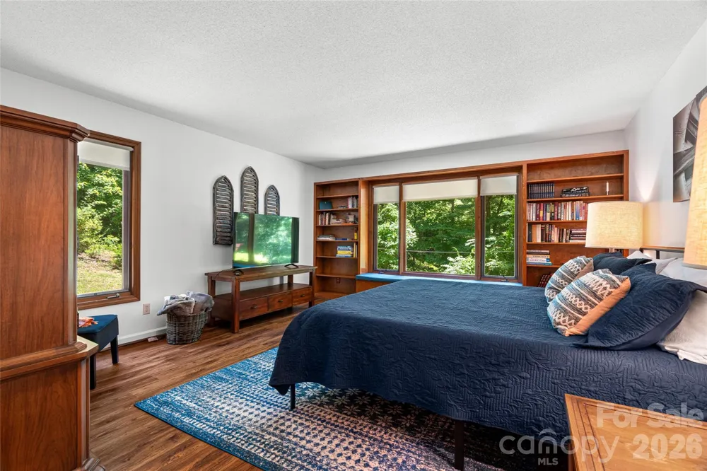340 Sugar Hollow Road Fairview, NC 28730