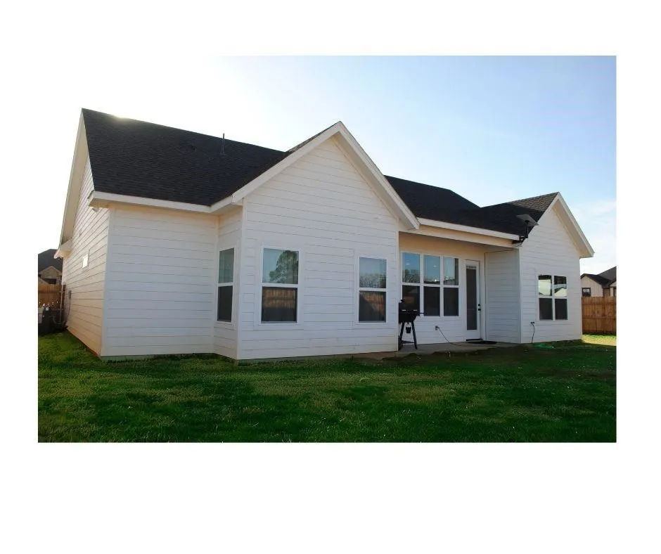 9221 Parkview Tolar, TX 76476