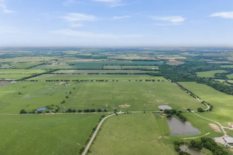 7811 County Road 1208