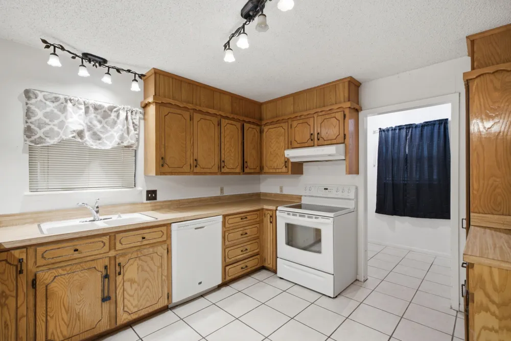 1408 Inglewood Drive Stephenville, TX 76401