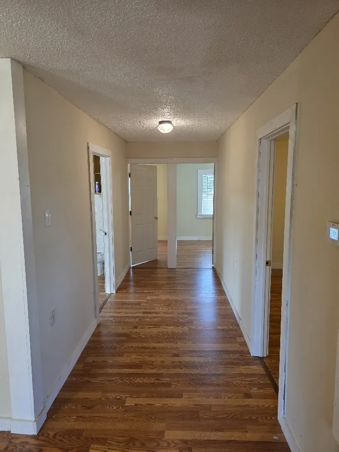 916 West Avenue B Rosebud, TX 76570