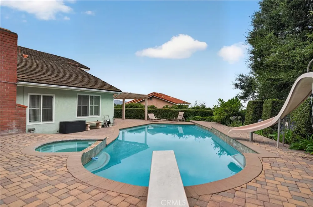 2856 Garona Hacienda Heights, CA 91745
