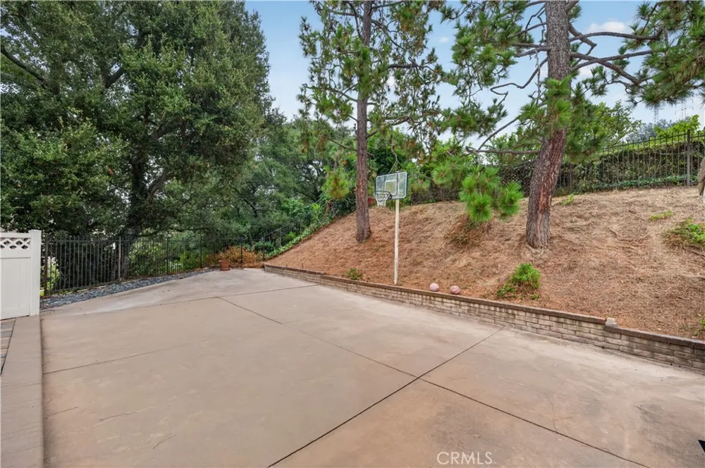 2856 Garona Hacienda Heights, CA 91745