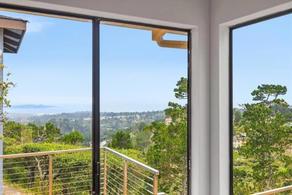 25000 Pine Hills Drive Carmel, CA 93923