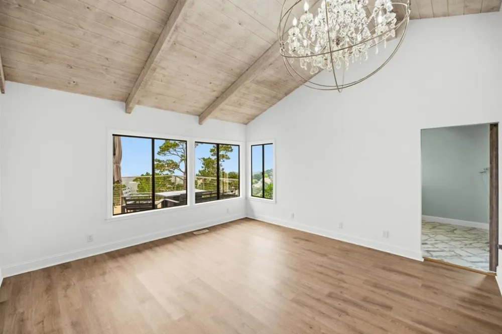 25000 Pine Hills Drive Carmel, CA 93923