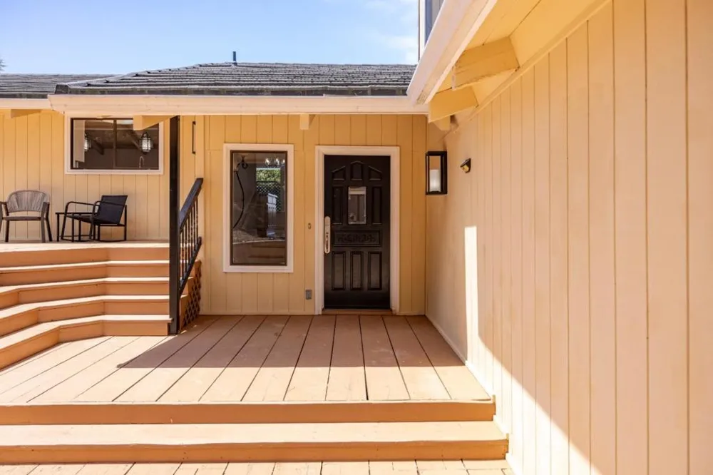 25000 Pine Hills Drive Carmel, CA 93923