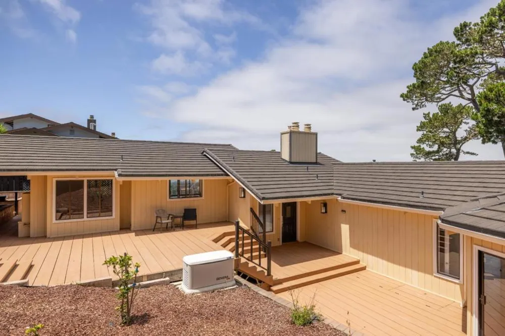 25000 Pine Hills Drive Carmel, CA 93923