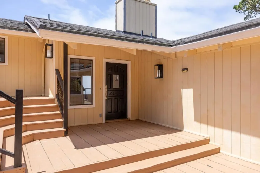 25000 Pine Hills Drive Carmel, CA 93923