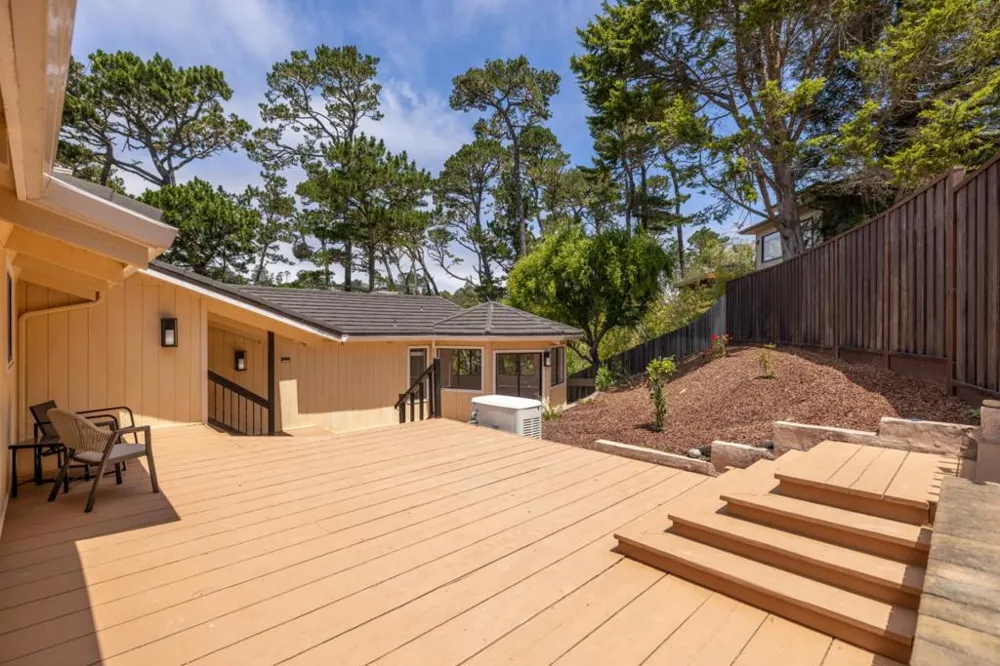 25000 Pine Hills Drive Carmel, CA 93923