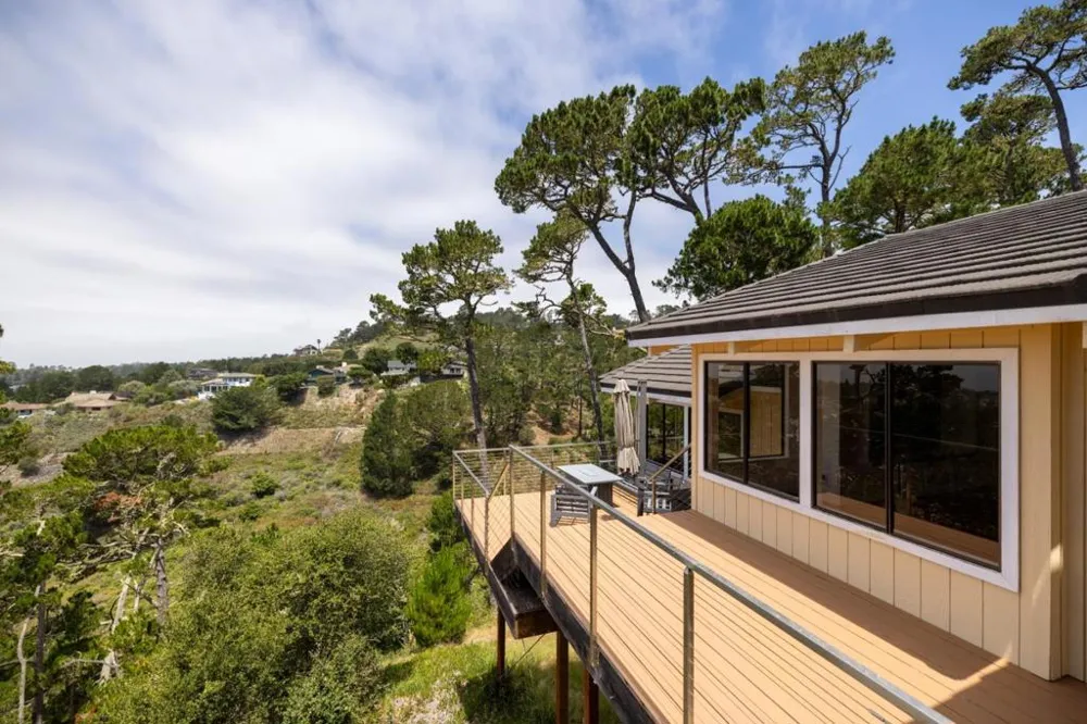 25000 Pine Hills Drive Carmel, CA 93923