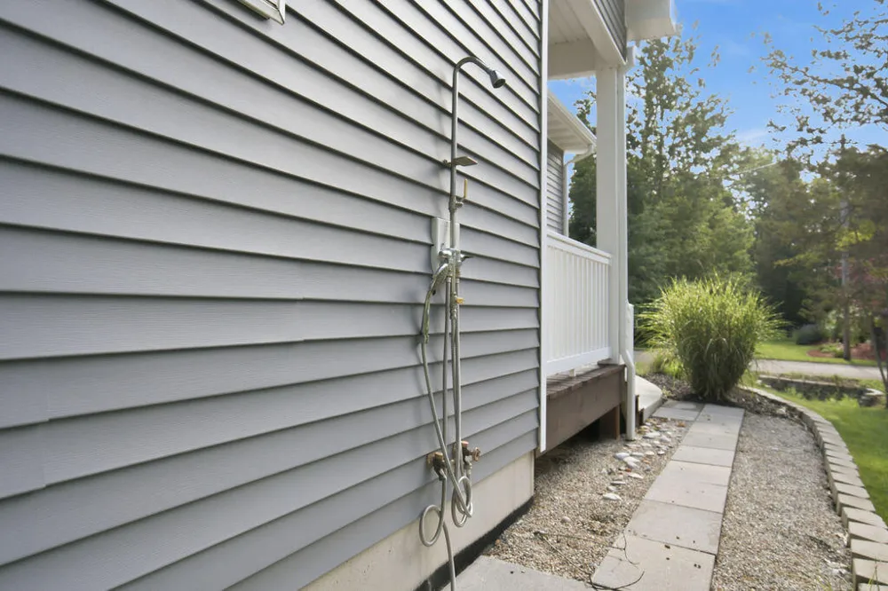 480 McMullan Way Casco Township, MI 49090