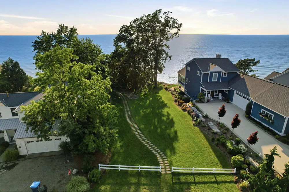480 McMullan Way Casco Township, MI 49090