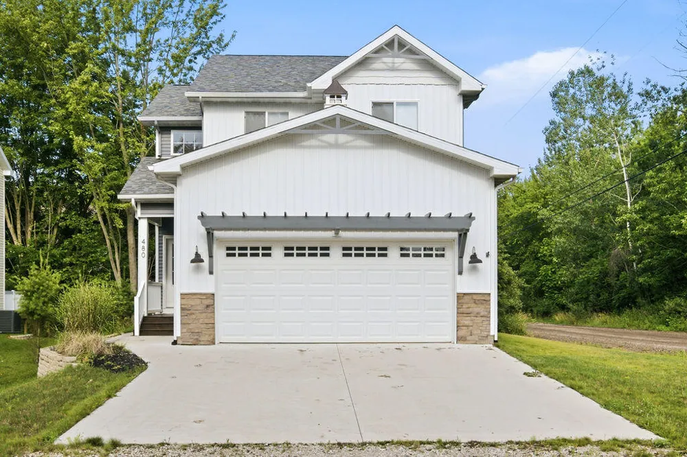 480 McMullan Way Casco Township, MI 49090