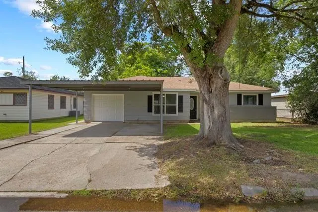 4816 Westmore Orange, TX 77630