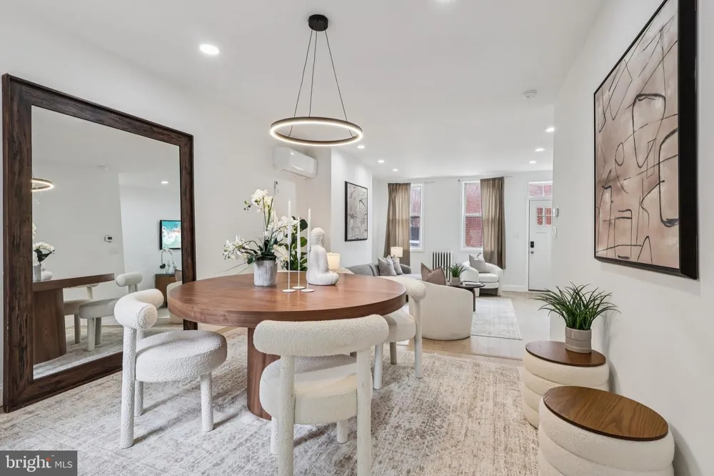 1302 LAWRENCE STREET Philadelphia, PA 19122