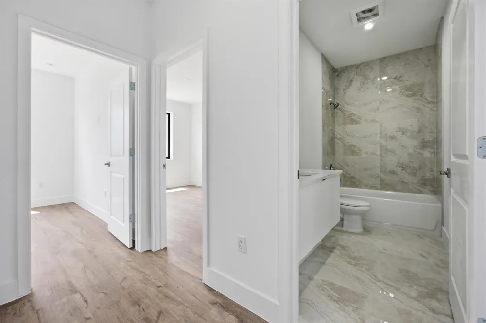 1542 NW 1st Avenue Pompano Beach, FL 33060