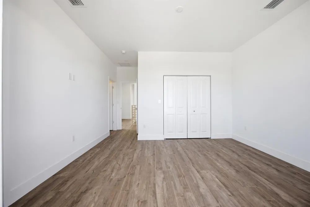 1542 NW 1st Avenue Pompano Beach, FL 33060