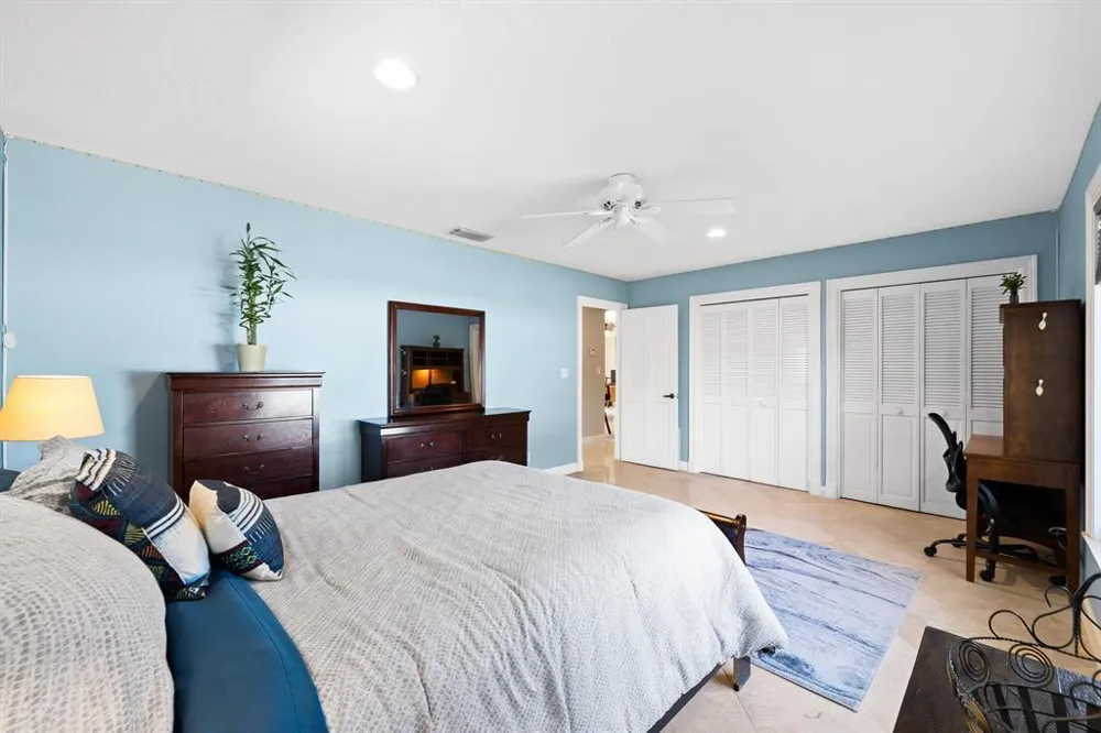 2600 NE 33rd Street Lighthouse Point, FL 33064
