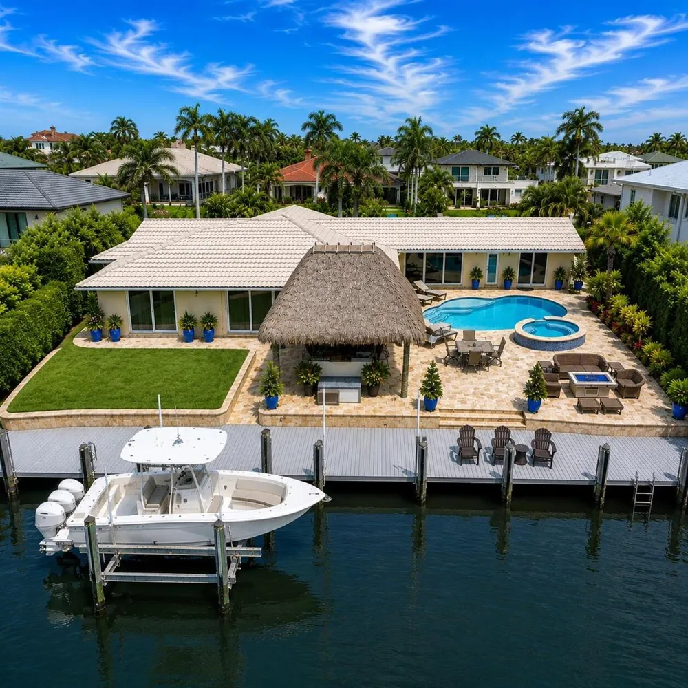 2600 NE 33rd Street Lighthouse Point, FL 33064