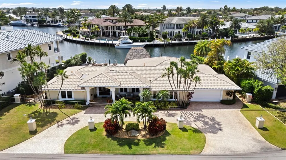 2600 NE 33rd Street Lighthouse Point, FL 33064
