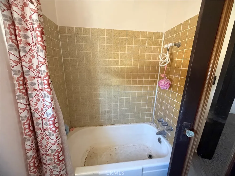 567 W Yermo Yermo, CA 92398