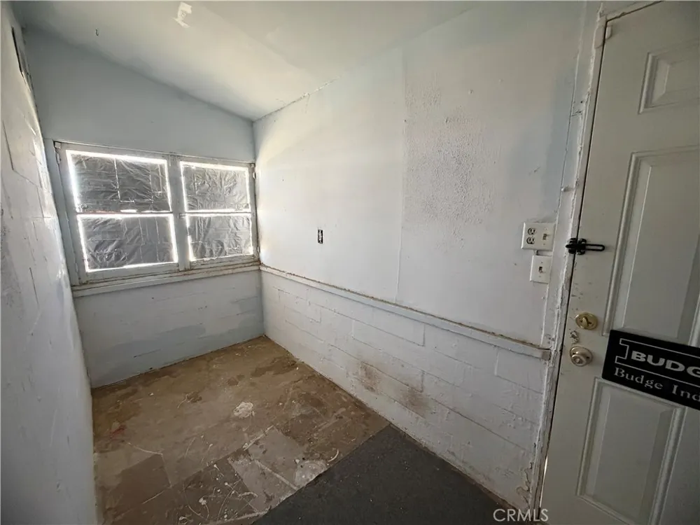 567 W Yermo Yermo, CA 92398