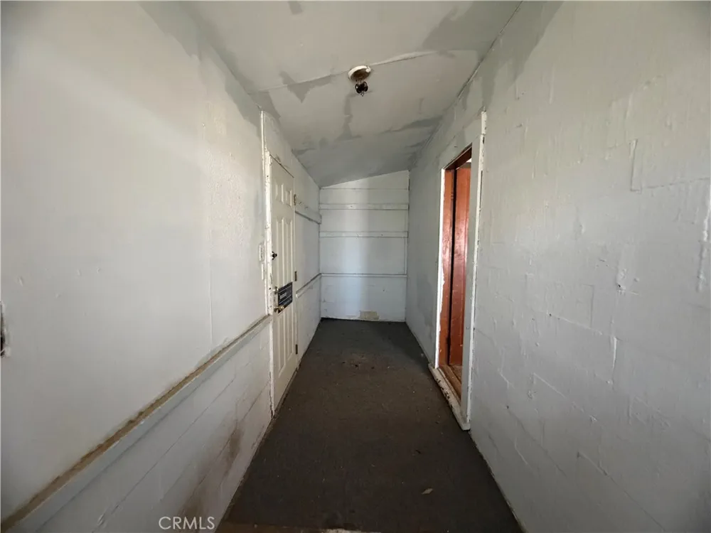 567 W Yermo Yermo, CA 92398