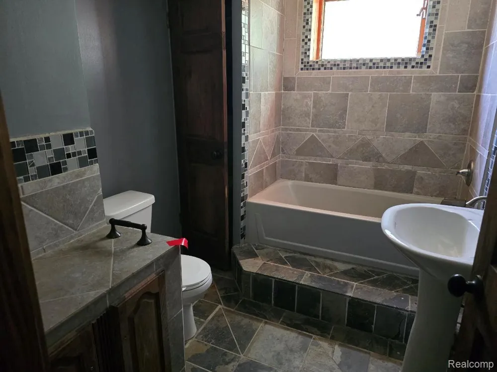 5848 Fostoria Road Marathon Township, MI 48421